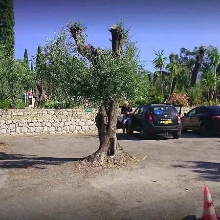 Gptents- Monacogp * Μεντόν